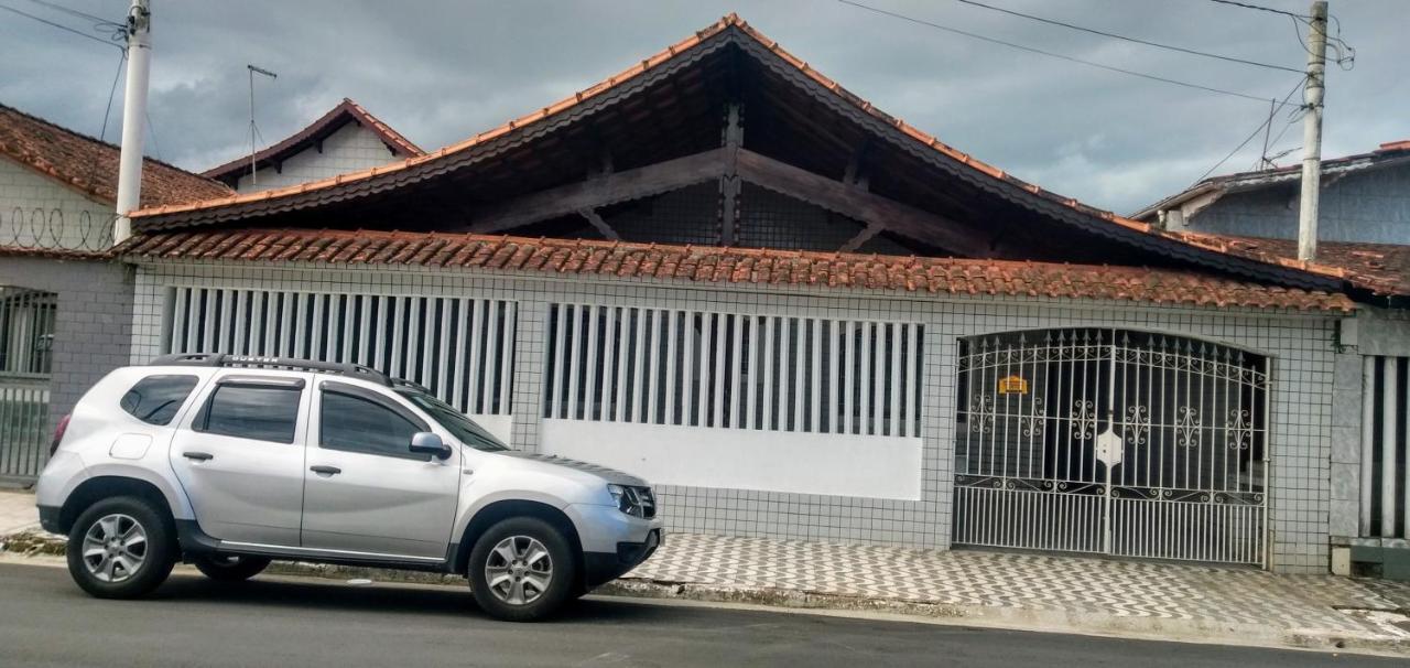 Casa Temporada A 3 Quadra Da Praia プライア・グランデ エクステリア 写真